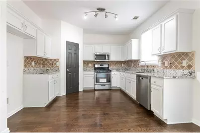 6005 Ambercrest Court, Buford, GA 30518 - Photo 10