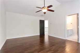 6005 Ambercrest Ct, Buford, GA 30518 - Photo 18
