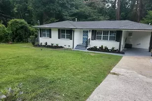 2181 Meadowlane Dr, Atlanta, GA 30311 - Photo 2