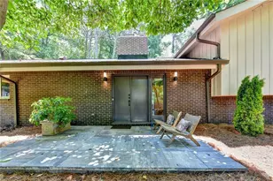 5363 Rosser Rd, Stone Mountain, GA 30087 - Photo 4