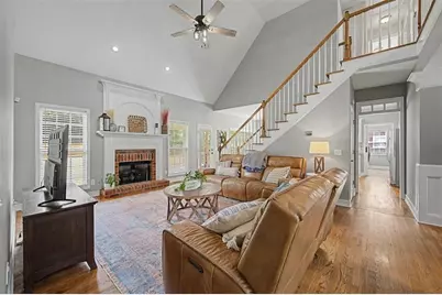 32 Colonial Circle NW, Cartersville, GA 30120 - Photo 12