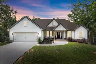 35 Chimney Ln, Cleveland, GA 30528 - Photo 2