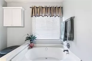 914 Wenham Ln, Lawrenceville, GA 30044 - Photo 18