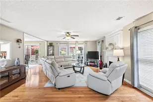914 Wenham Ln, Lawrenceville, GA 30044 - Photo 8