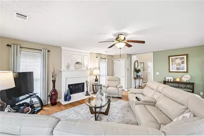 914 Wenham Lane, Lawrenceville, GA 30044 - Photo 4