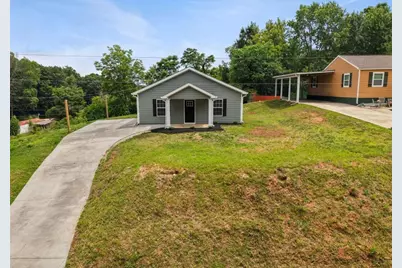 2270 Floyd Road, Gainesville, GA 30507 - Photo 2