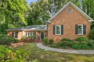1055 Downing Ct NE, Marietta, GA 30068 - Photo 1