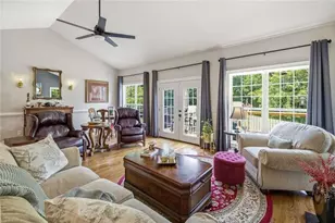 253 Sterling Meadows Dr, Demorest, GA 30535 - Photo 8