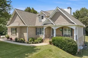 253 Sterling Meadows Dr, Demorest, GA 30535 - Photo 1