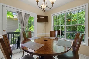 2358 Loren Falls Ln SW, Marietta, GA 30008 - Photo 16