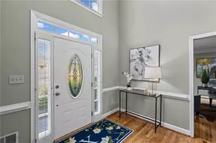 10985 Wilshire Chase Dr, Johns Creek, GA 30097 - Photo 2
