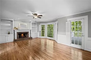 10985 Wilshire Chase Dr, Duluth, GA 30097 - Photo 8