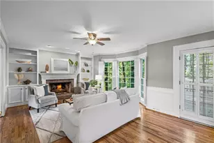 10985 Wilshire Chase Dr, Johns Creek, GA 30097 - Photo 8