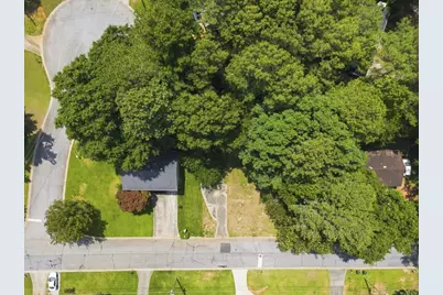 1796 Hunting Creek Lane SE, Conyers, GA 30013 - Photo 6
