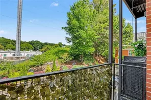 560 Dutch Valley Rd NE, Atlanta, GA 30324 - Photo 28