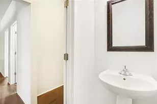 560 Dutch Valley Rd NE, Atlanta, GA 30324 - Photo 20