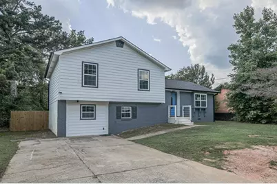 9301 Settlers Grove Road NE, Covington, GA 30014 - Photo 2
