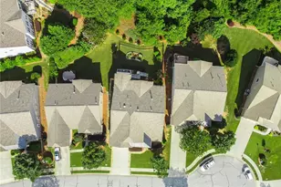 6417 Hickory Springs Cir, Hoschton, GA 30548 - Photo 4