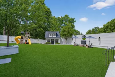 1812 Wellbourne Drive, Atlanta, GA 30324 - Photo 2