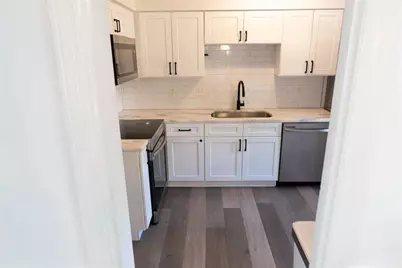 13 Stratford Hall Place NE #13, Atlanta, GA 30342 - Photo 14