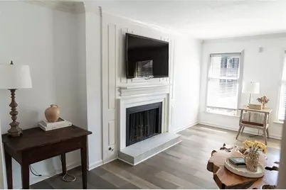 13 Stratford Hall Place NE #13, Atlanta, GA 30342 - Photo 4