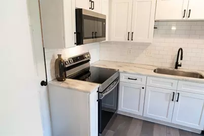 13 Stratford Hall Place NE #13, Atlanta, GA 30342 - Photo 16