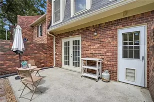 13 Stratford Hall Pl NE, Atlanta, GA 30342 - Photo 46