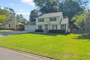 167 Knollwood Dr NW, Marietta, GA 30064 - Photo 2