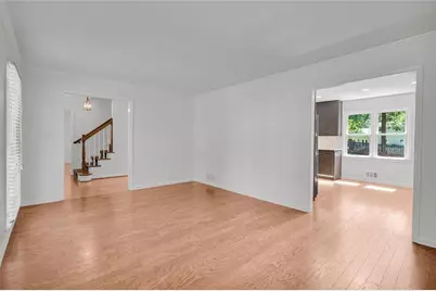 167 Knollwood Drive NW, Marietta, GA 30064 - Photo 8
