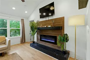 2710 Hedgewood Dr NW, Atlanta, GA 30311 - Photo 14