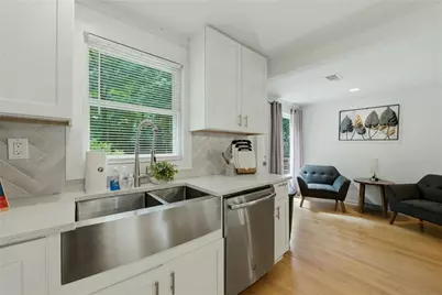 2710 Hedgewood Drive NW, Atlanta, GA 30311 - Photo 10