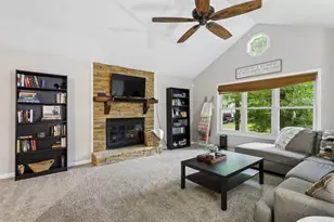 696 Cades Cove Ct, Austell, GA 30106 - Photo 2