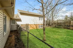 4055 S Bogan Rd, Buford, GA 30519 - Photo 16