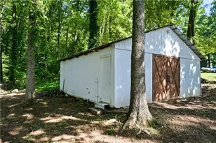 467 Sanders St, Clarkesville, GA 30523 - Photo 38