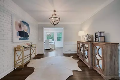 240 E Valley Drive, Marietta, GA 30068 - Photo 12