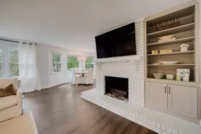 240 E Valley Drive, Marietta, GA 30068 - Photo 16