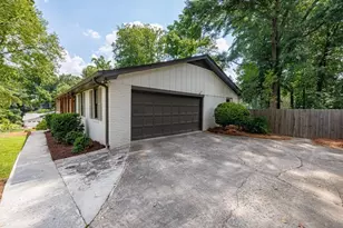 240 E Valley Dr, Marietta, GA 30068 - Photo 64