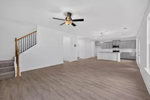 384 Crimson Feather Dr, Jefferson, GA 30549 - Photo 14