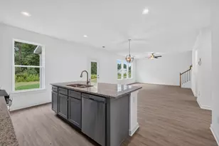 384 Crimson Feather Dr, Jefferson, GA 30549 - Photo 22