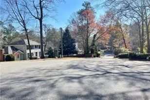 2395 Brownstone Ct, Marietta, GA 30062 - Photo 6