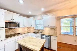 2395 Brownstone Ct, Marietta, GA 30062 - Photo 18