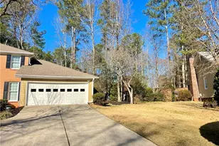 2395 Brownstone Ct, Marietta, GA 30062 - Photo 4