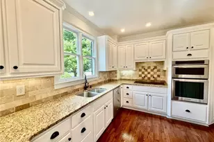 7605 Wentworth Dr, Duluth, GA 30097 - Photo 18