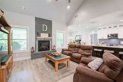 9350 Burnett Drive, Cumming, GA 30028 - Photo 6