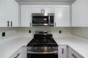 61 Powers Ferry Manor SE, Marietta, GA 30067 - Photo 4