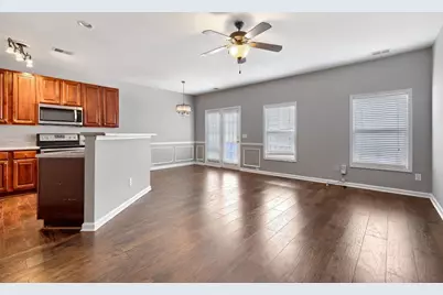 1725 Oakbrook Lane NW, Kennesaw, GA 30152 - Photo 10