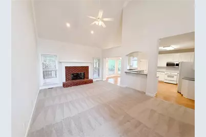 909 Mendenhall Way, Grayson, GA 30017 - Photo 6