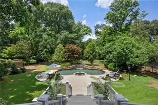 3847 Sweet Bottom Dr, Duluth, GA 30096 - Photo 8