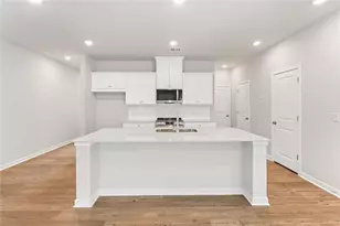 7517 Clover Ln, Flowery Branch, GA 30542 - Photo 6