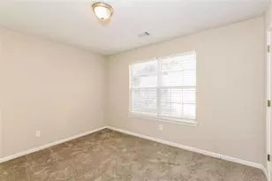 5539 Sapphire Cir, Ellenwood, GA 30294 - Photo 8